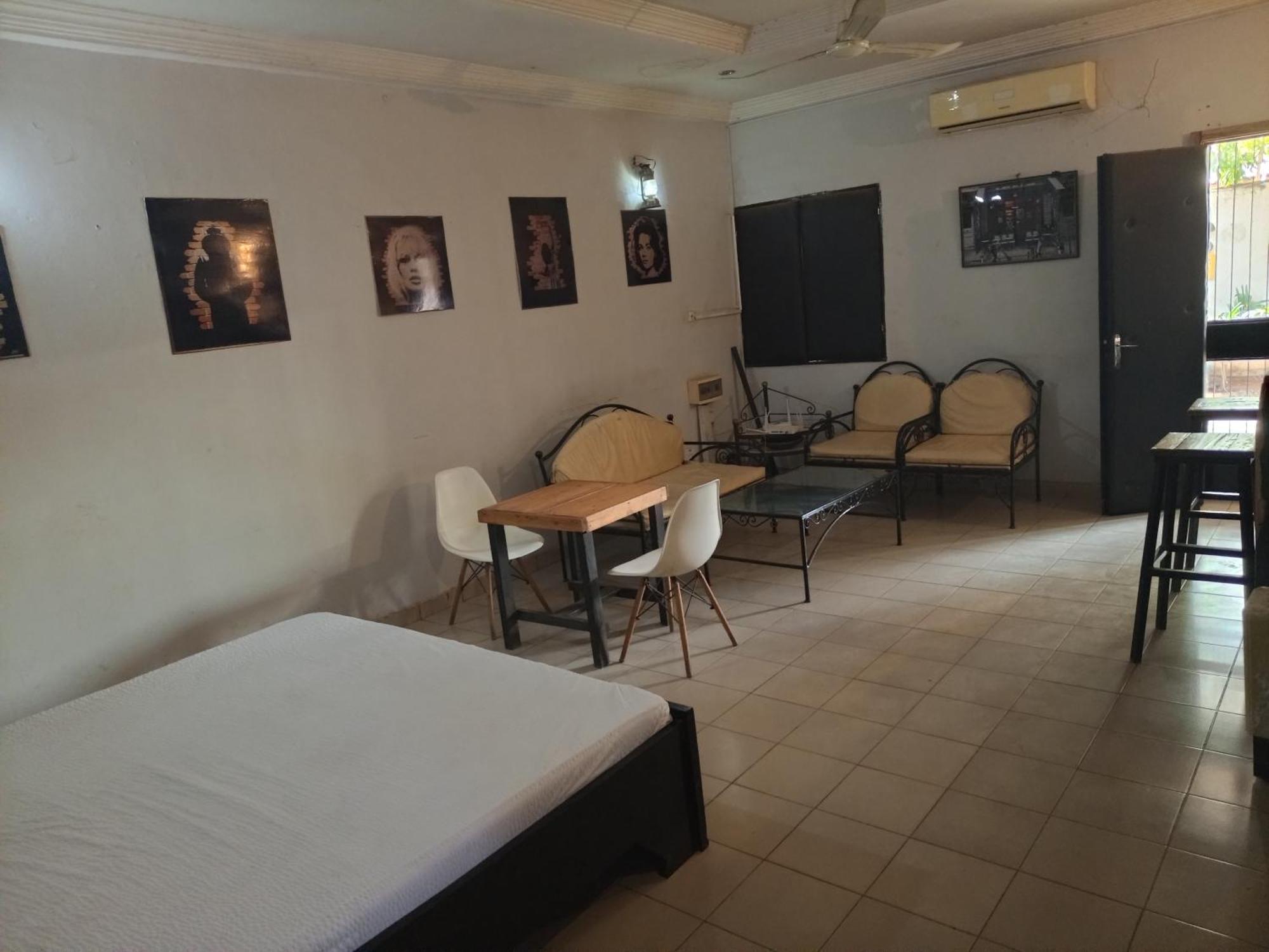 Hotel La Casa à Ouagadougou Extérieur photo
